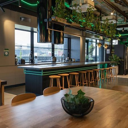 Modern Co-Living Apartments In Perth Central Eksteriør bilde